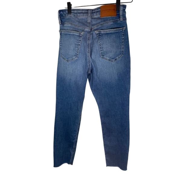 Lucky Brand High Rise Bridgette Jegging Jeans Casual Office Friendly Dark Wash - Picture 6 of 6